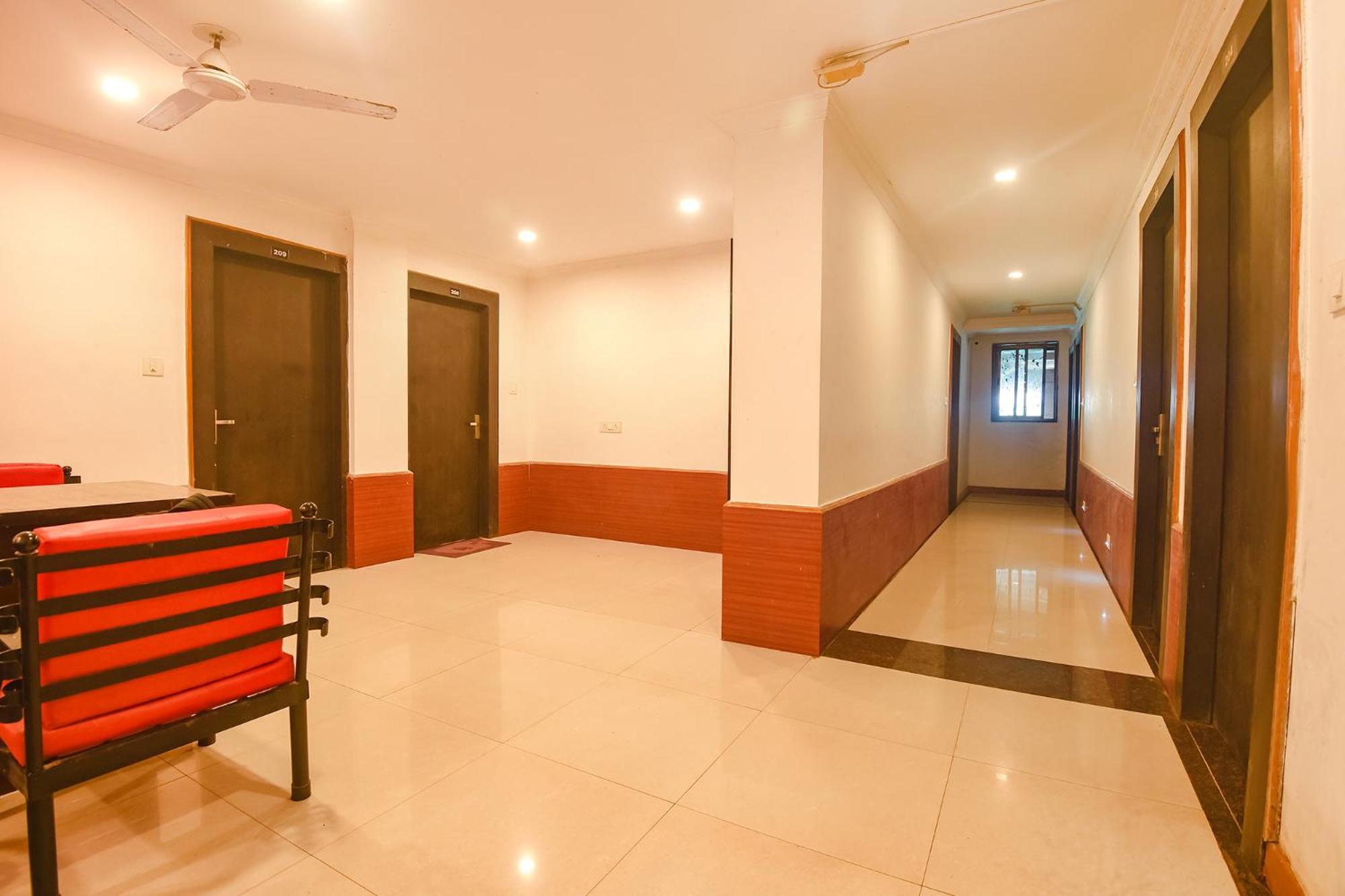 Fabexpress Raj Imperial By Rivasa Hotel Calangute Exterior photo